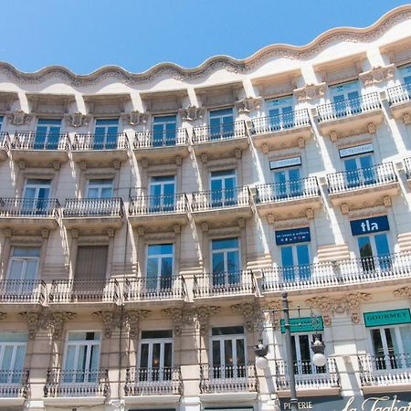 Bet Apartments - Canovas Rooms Valencia Luaran gambar