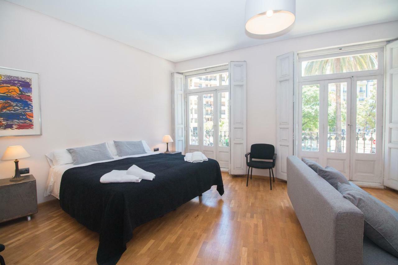 Bet Apartments - Canovas Rooms Valencia Luaran gambar